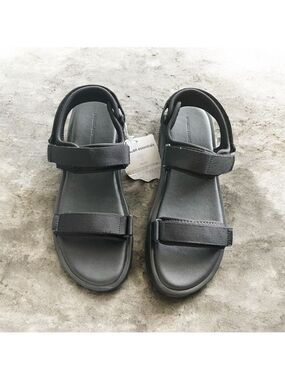 Unisex Black Sport Sandals Large NWT